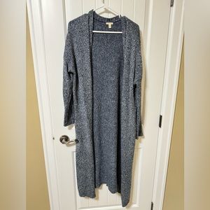 Long cardigan in speckled dark blue